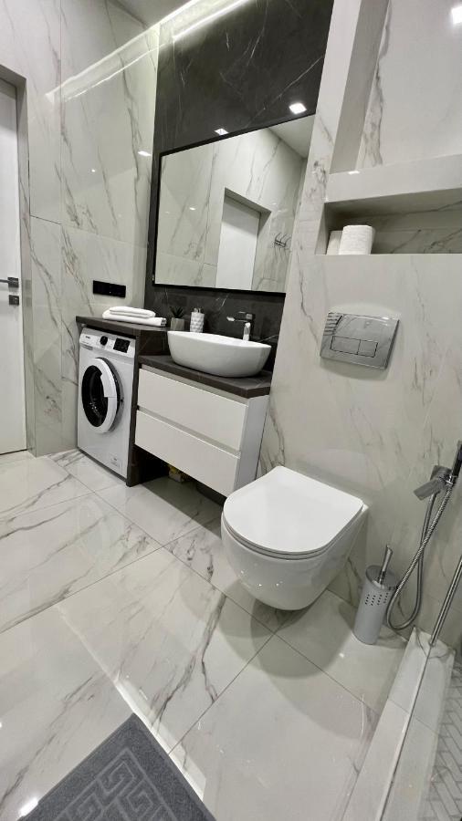 Жк Great Britain Apartment Lviv Extérieur photo